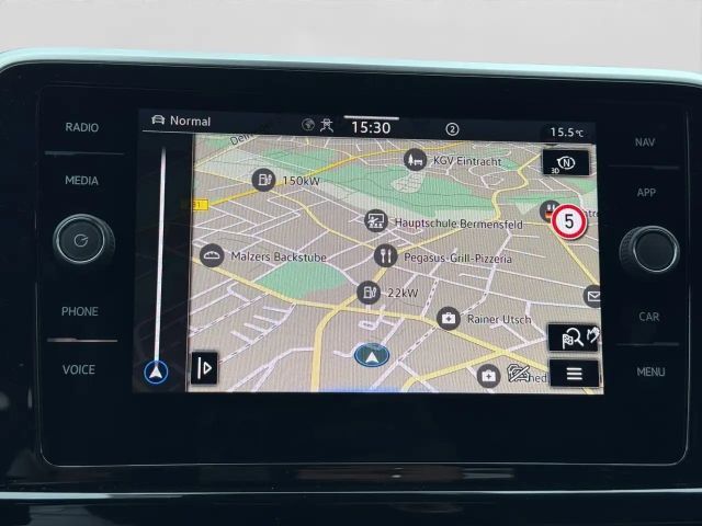 Volkswagen T-Roc 1.5 TSI DSG R-Line