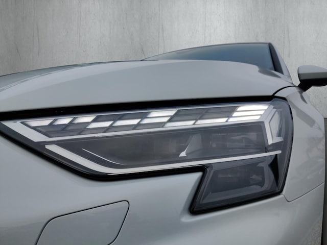 Audi A3 30 TFSI S-Line S-Tronic Sedan