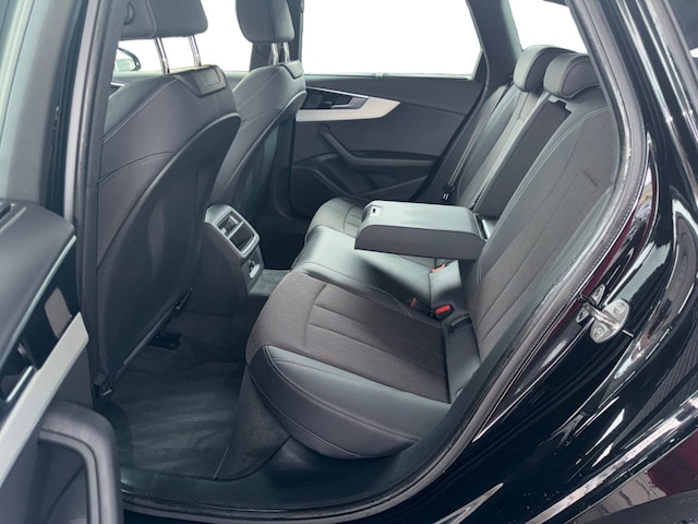 Audi A4 40 TFSI Avant S-Line S-Tronic