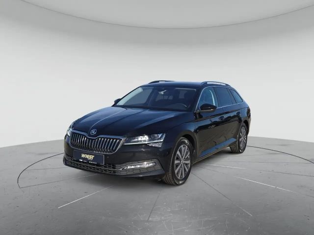 Skoda Superb 2.0 TDI Combi Style Style