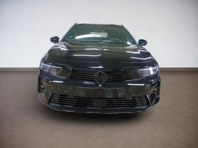 Opel Astra Sports Tourer Ultimate