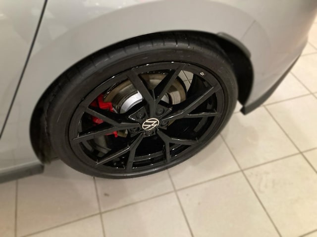 Volkswagen Golf 2.0 TSI Golf VIII