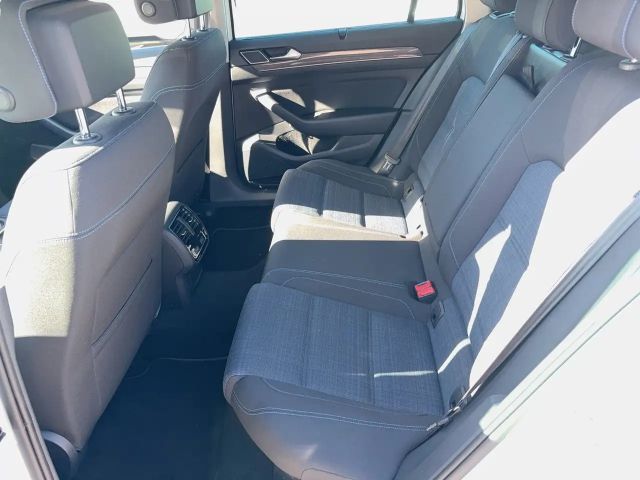 Volkswagen Passat GTE Variant