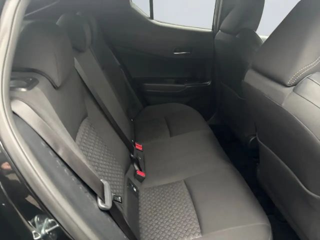 Toyota C-HR Hybride Team D