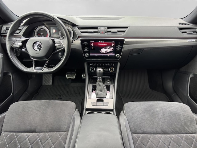 Skoda Superb 2.0 TDI Combi Sportline