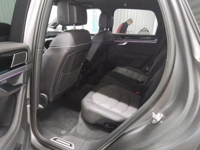 Volkswagen Touareg 3.0 V6 TDI R-Line