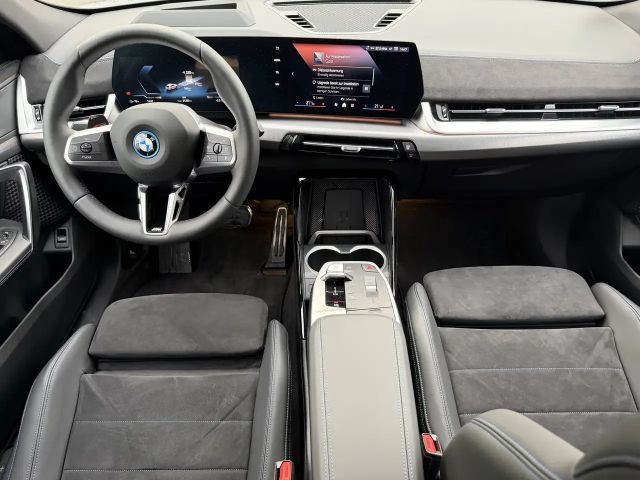 BMW iX2 Coupé M-Sport xDrive30
