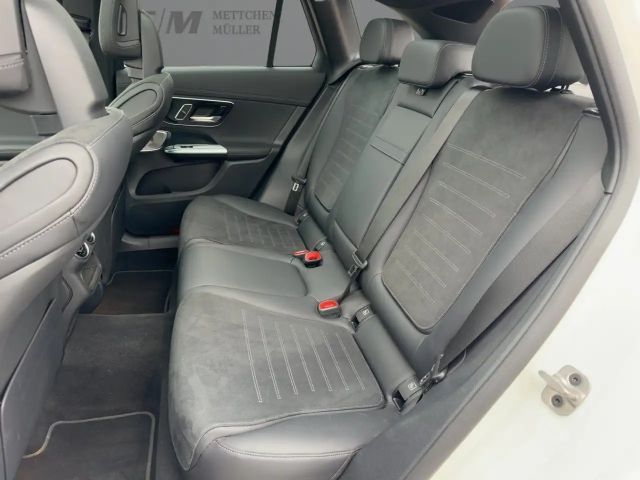 Mercedes-Benz GLC 300 4MATIC AMG Line GLC 300 d