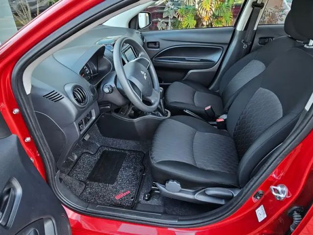 Mitsubishi Space Star Star