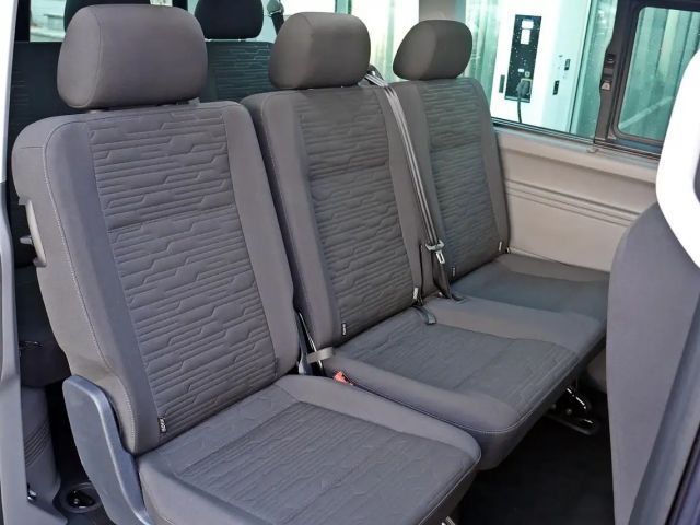 Volkswagen Caravelle 2.0 TDI Comfortline T6