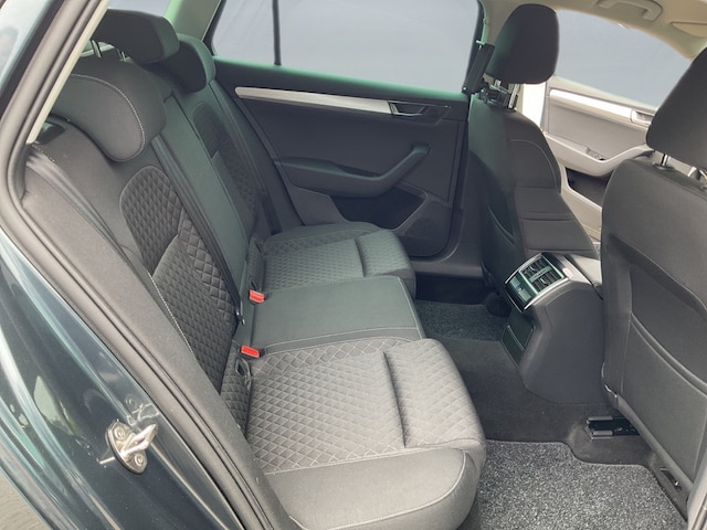 Skoda Superb 2.0 TDI Ambition Combi