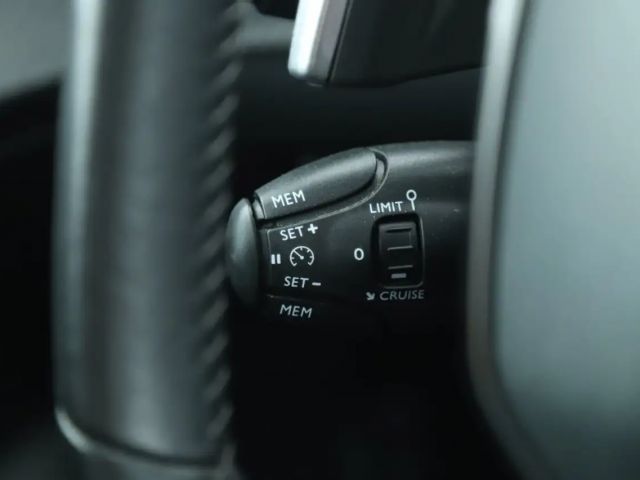 Peugeot 2008 Allure Pack EAT8 PureTech