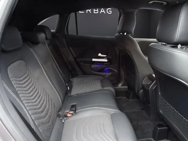 Mercedes-Benz GLA 180 Progressive