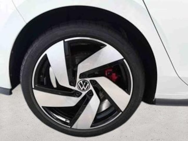 Volkswagen Golf 2.0 TSI Golf VIII