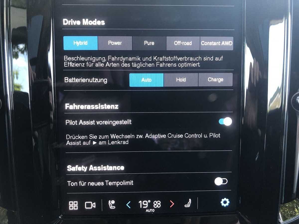 Volvo XC60 AWD Dark Plus T8