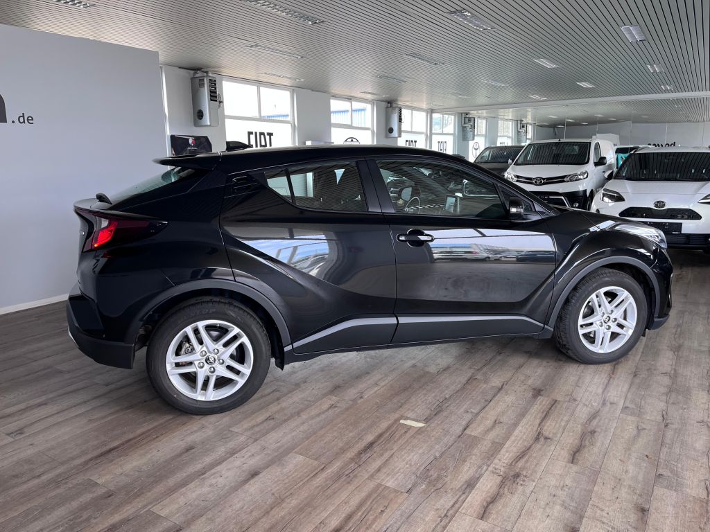 Toyota C-HR 5-deurs Basis