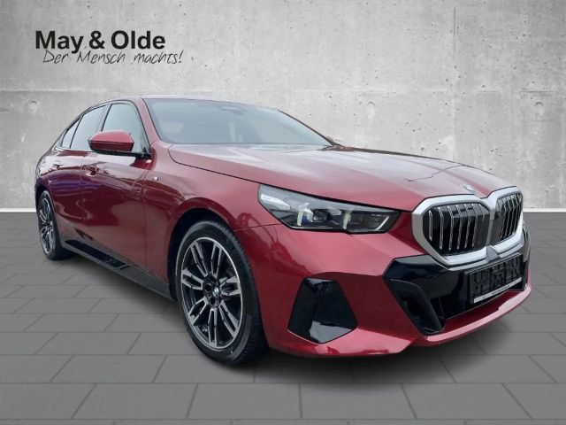 BMW 520 520i M-Sport Sedan