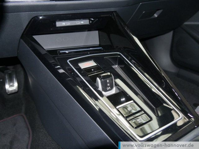 Volkswagen Golf 2.0 TSI DSG GTI