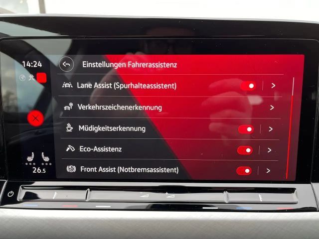 Volkswagen Golf DSG Golf VIII Life Variant