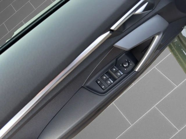 Audi A3 30 TFSI Sedan