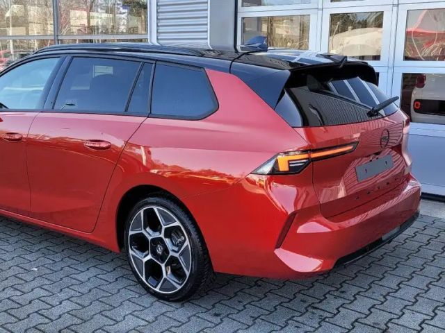 Opel Astra Sports Tourer Ultimate