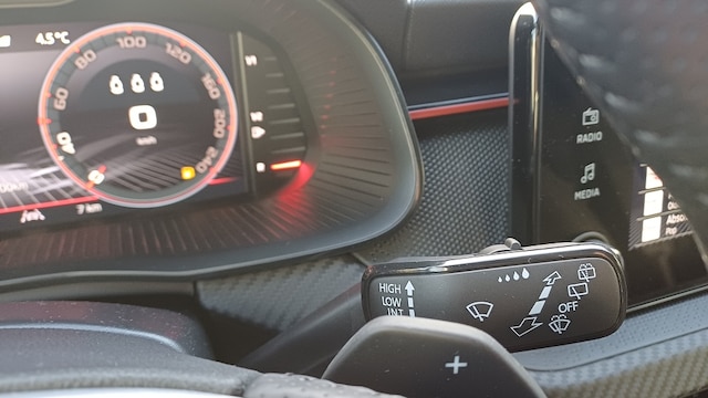 Skoda Kamiq ANSCHLUSSGARANTIE, PANORAMA, KAMERA