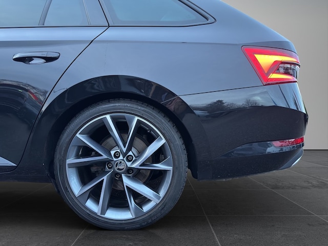 Skoda Superb 2.0 TDI Combi Sportline