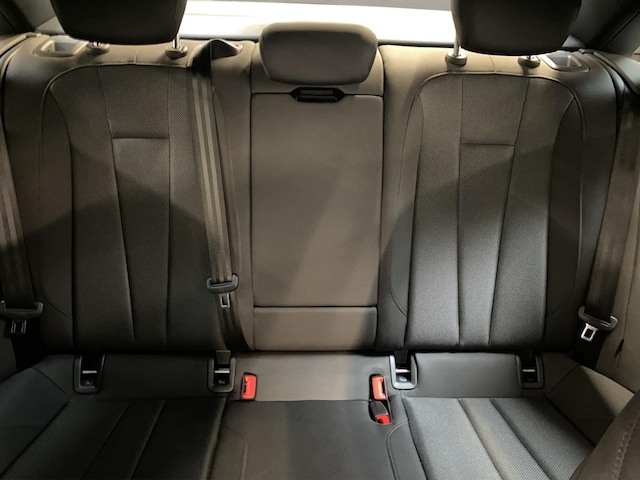 Audi A4 40 TFSI S-Tronic Sedan