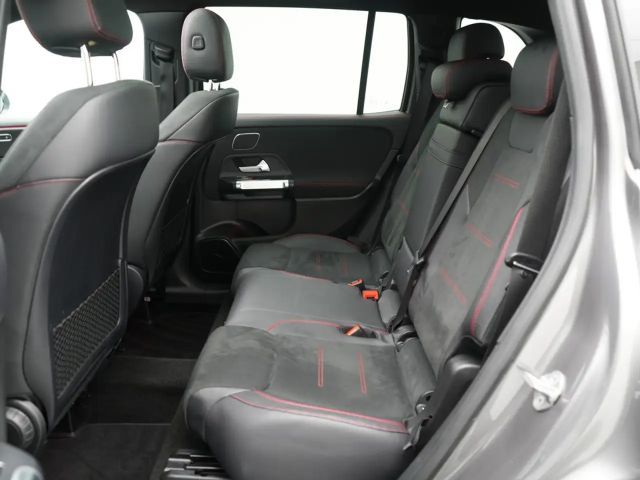 Mercedes-Benz GLB 250 4MATIC AMG Line