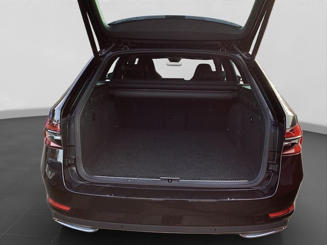 Skoda Superb Combi Sportline iV