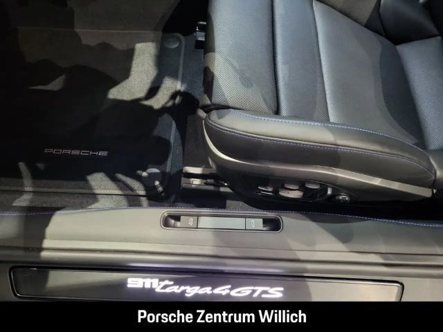 Porsche 992 4 Coupé GTS Targa