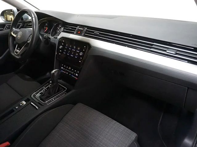 Volkswagen Passat 2.0 TDI Business DSG