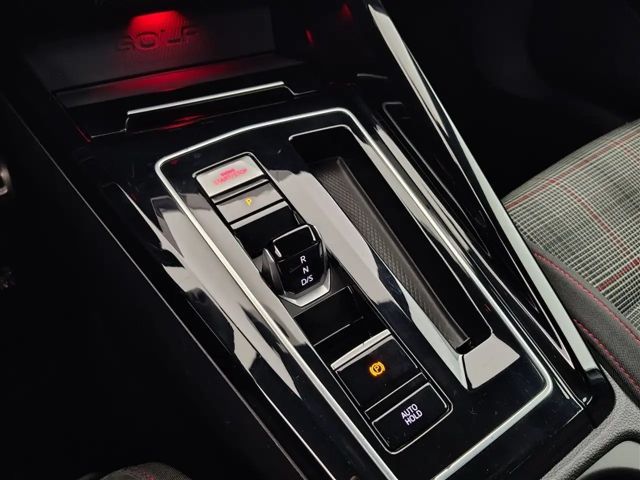 Volkswagen Golf 2.0 TSI DSG GTI