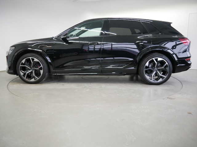 Audi e-tron Quattro