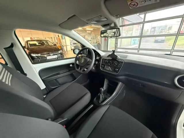 Volkswagen up! Move Move up!