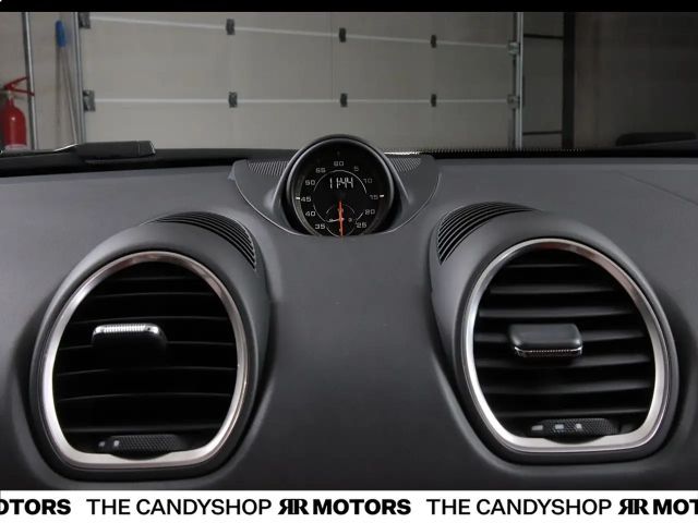 Porsche Cayman 718 RS