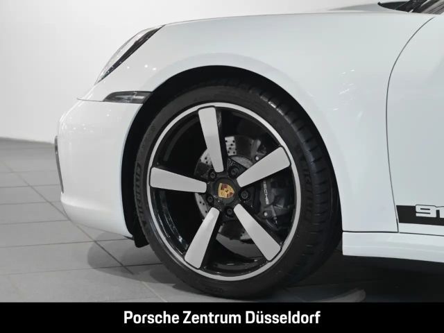 Porsche 992 Carrera Coupé