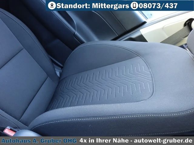 Hyundai Kona 1.6 Hybrid Trend