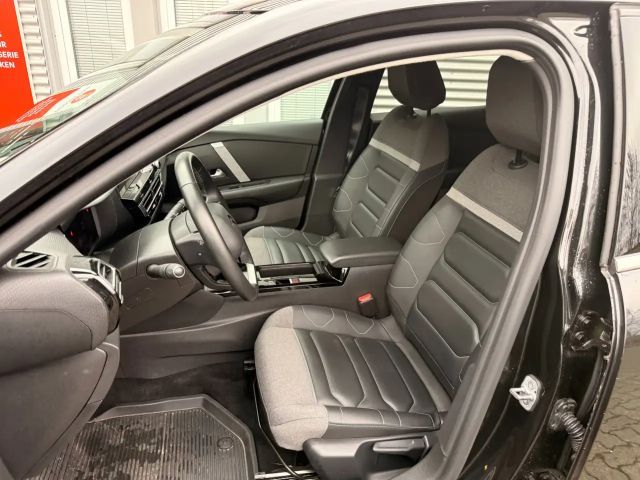 Citroën C4 PureTech Shine