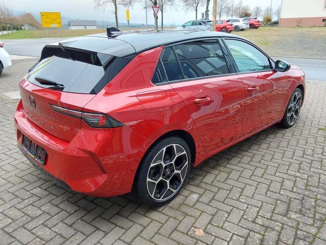 Opel Astra Ultimate