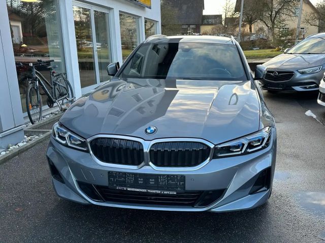 BMW 320 320i