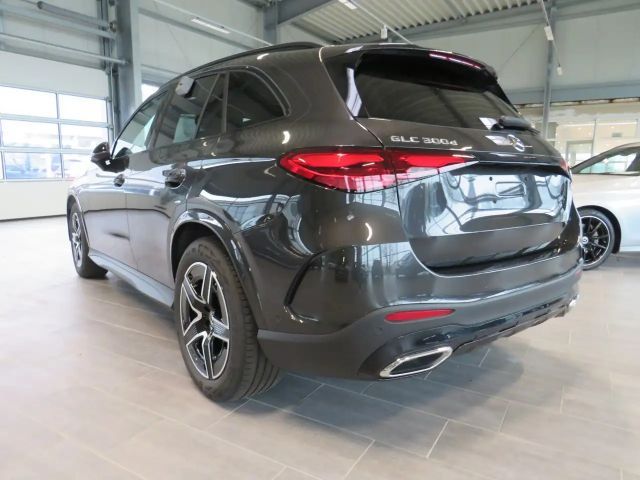 Mercedes-Benz GLC 300 AMG Line GLC 300 d