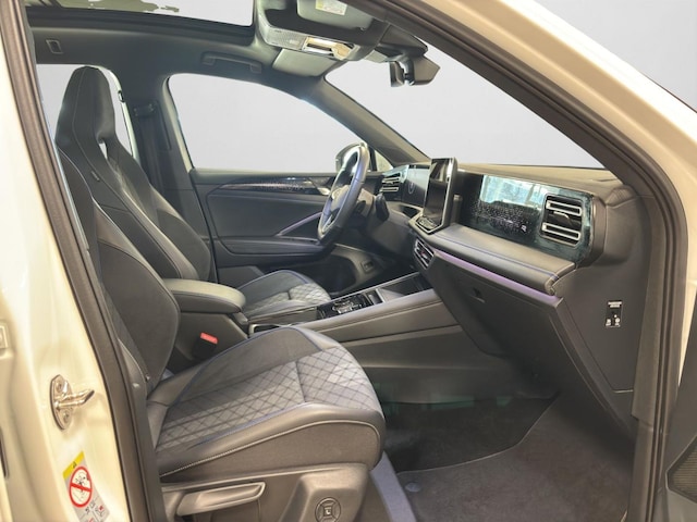 Volkswagen Tiguan 1.5 eTSI DSG R-Line