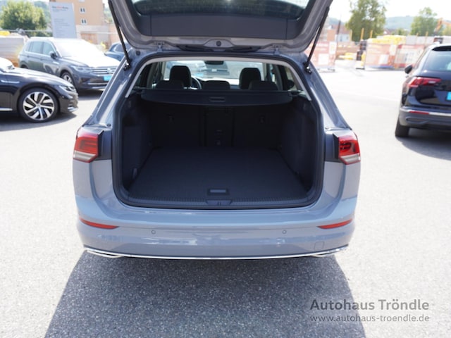 Volkswagen Golf 1.5 TSI Move Variant