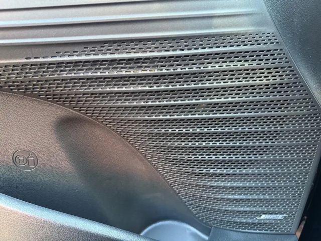 Hyundai i20 AUTOMATIK+KLIMAUTOM+BOSE-SOUND+NAVI+SITZHZG+VOLL-L