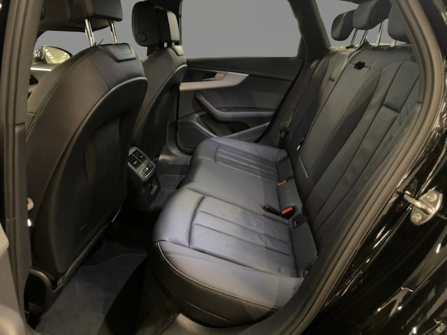 Audi A4 35 TFSI Avant S-Tronic
