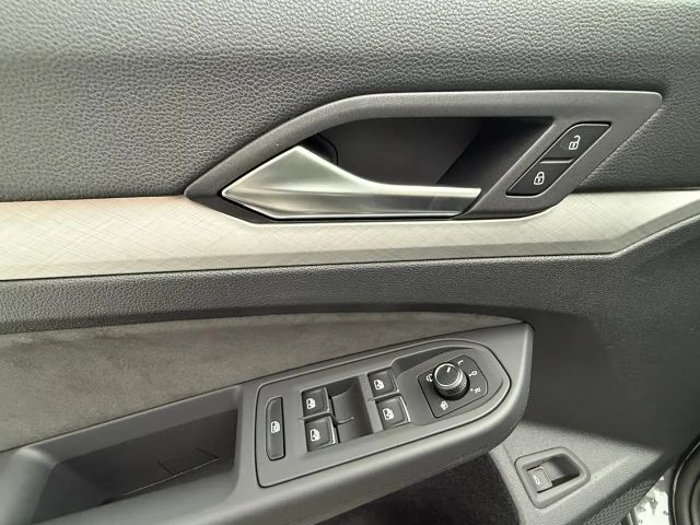 Volkswagen Golf Business DSG Variant