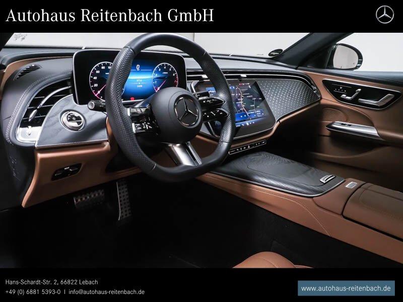 Mercedes-Benz E 200 AMG Line Sedan