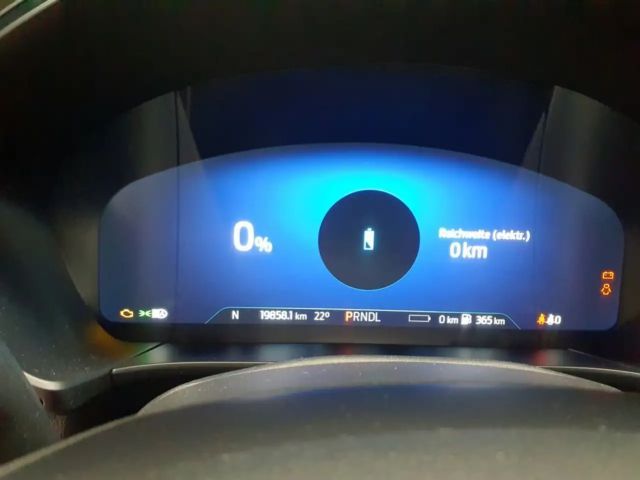 Ford Kuga Plug in Hybrid ST Line X