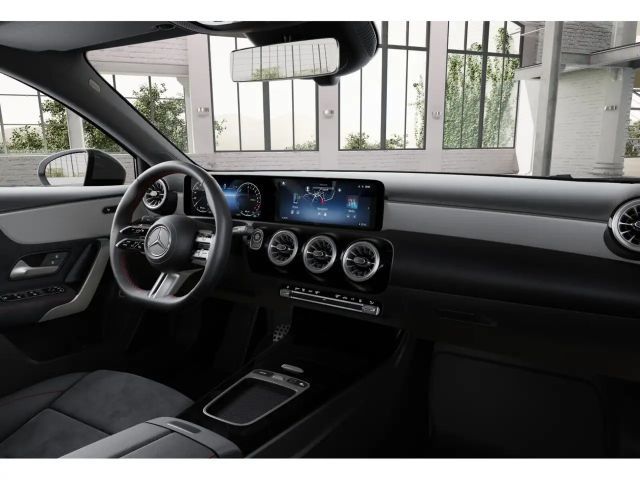 Mercedes-Benz A 250 A 250 e AMG Line